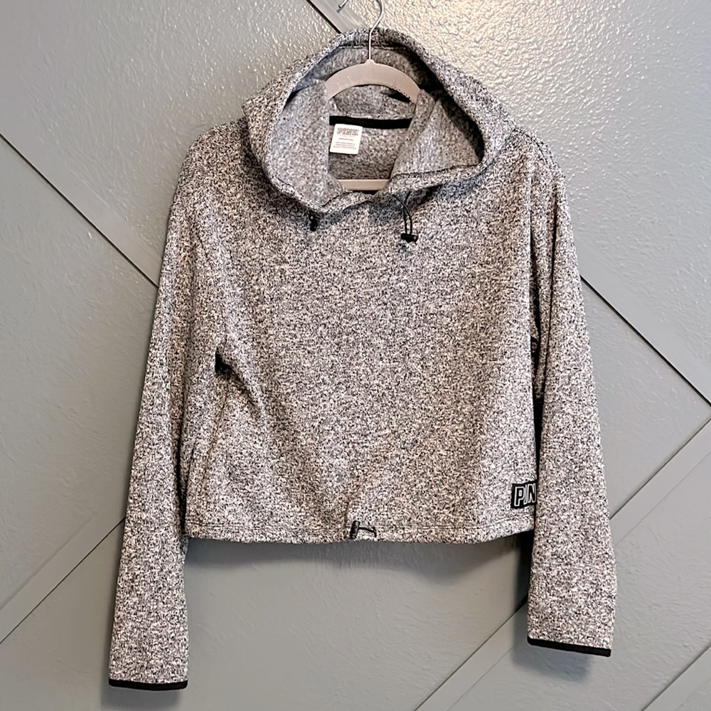 PINK Victoria’s Secret fleece cropped hoodie